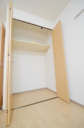 フローレンスFGの物件内観写真